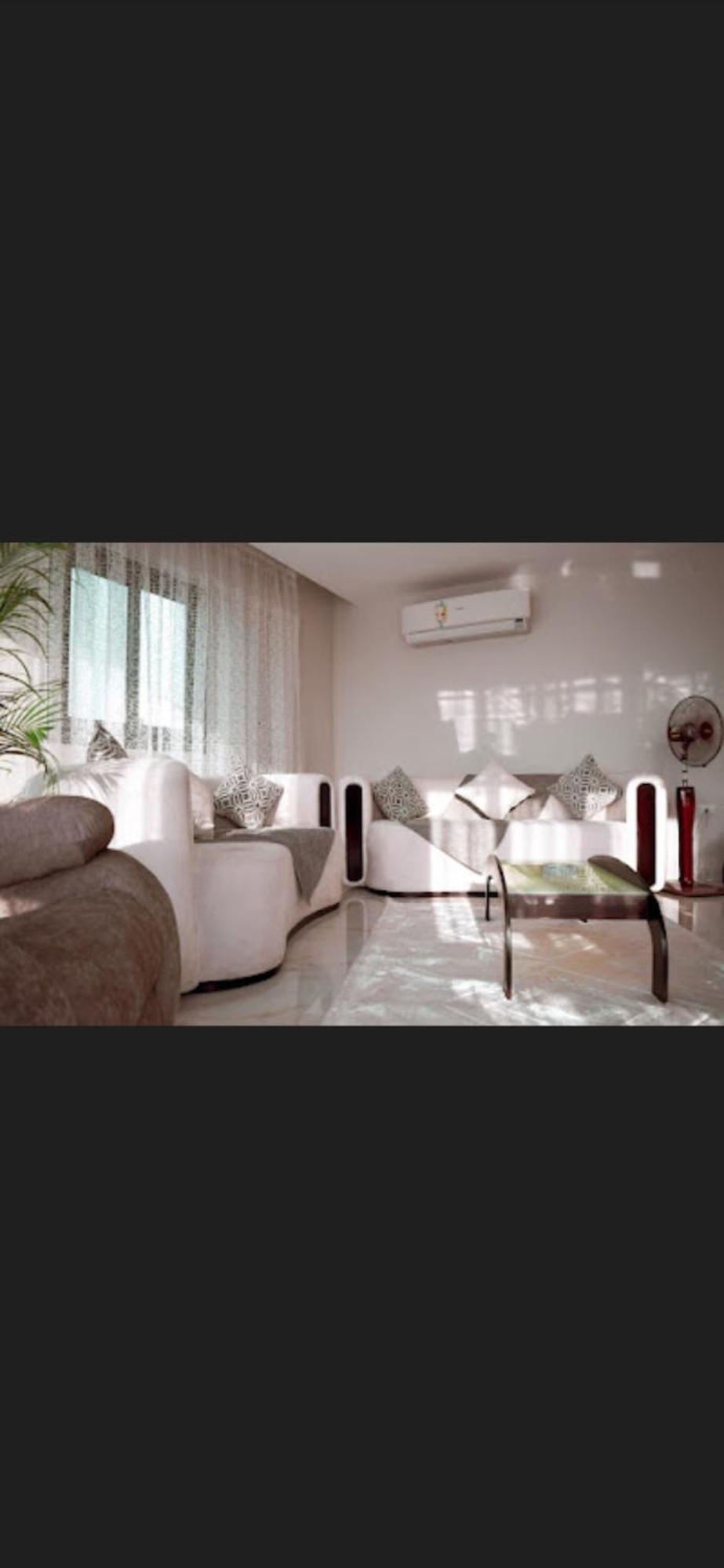 Building Apartment