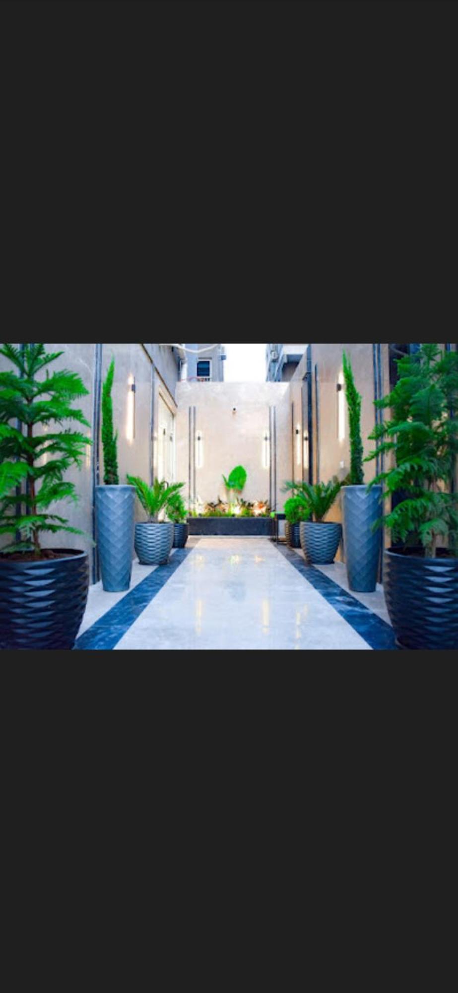 Building Apartment